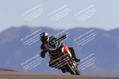 media/Nov-06-2023-Moto Forza (Mon) [[ce023d0744]]/3-Intermediate Group/Session 5 (Turn 9)/